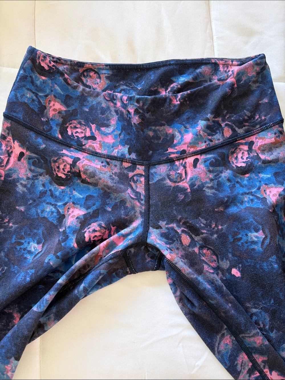 Printed Leggings in Navy Blue and Pink
